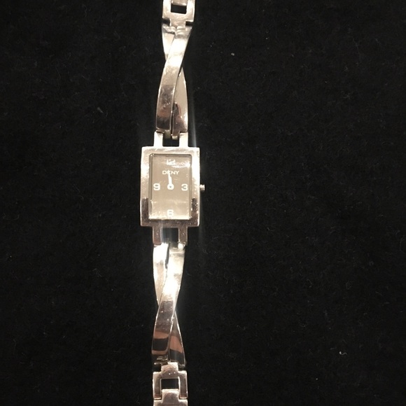 DKNY women’s watch - Picture 2 of 2